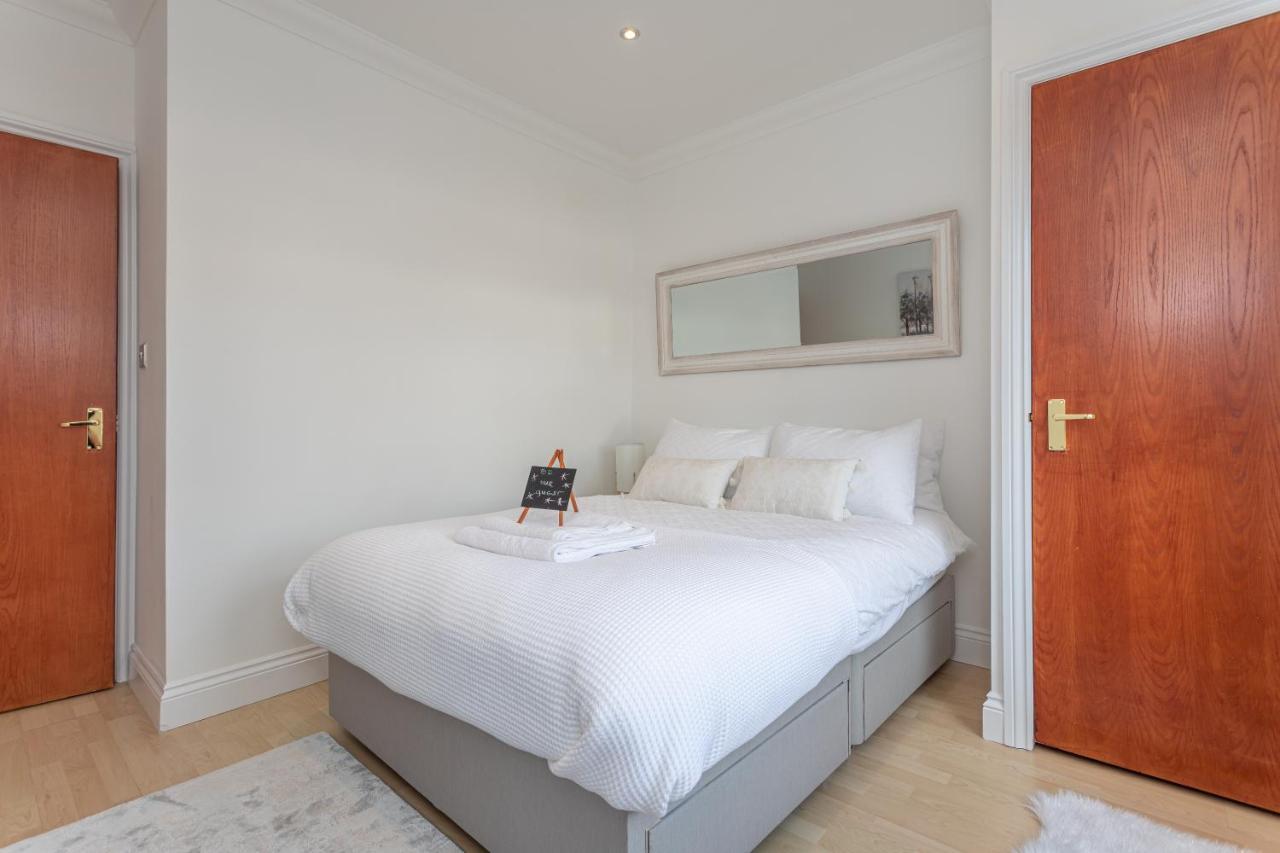 Luxury Granada Apartments - 1 & 2 Bed Flats W Free Parking Perfect For Contractors, Students Near The Beach Portsmouth Zewnętrze zdjęcie