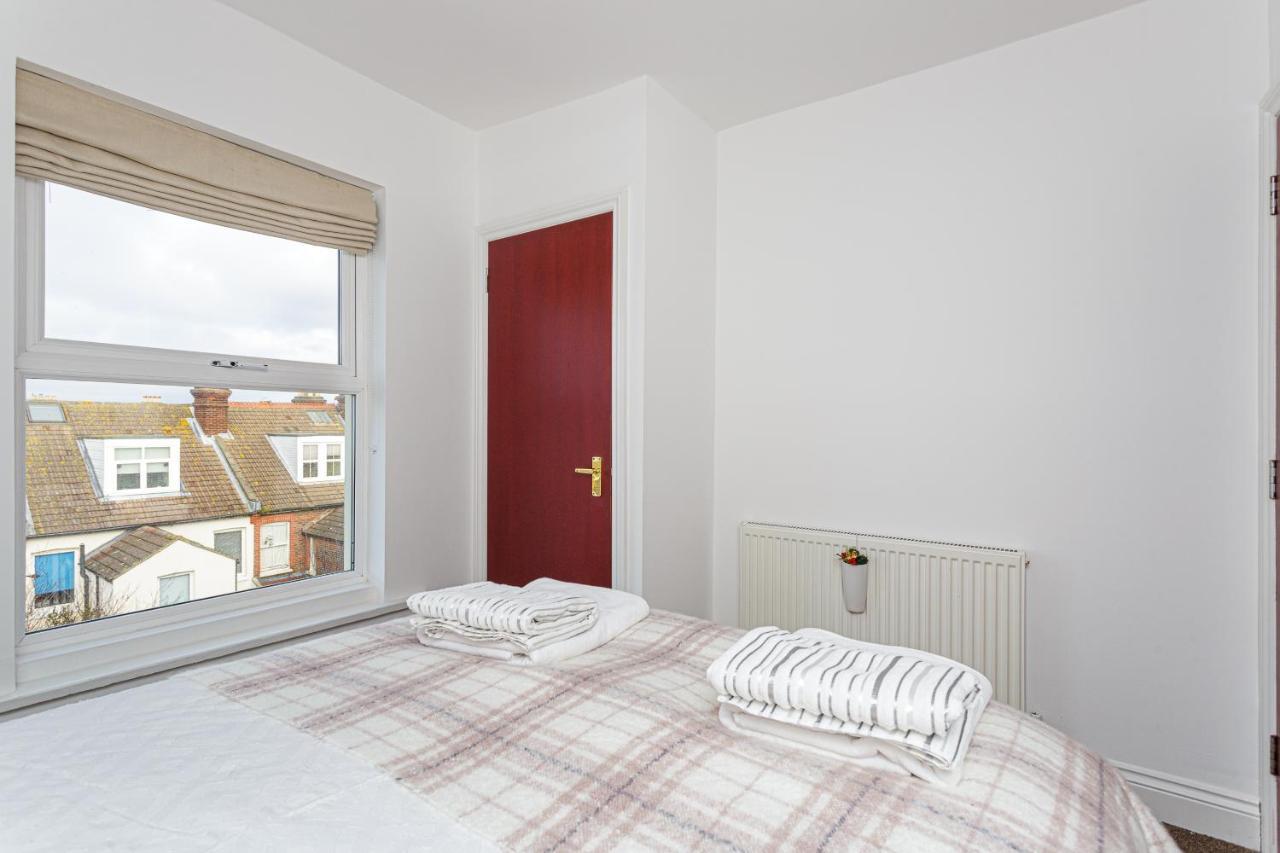 Luxury Granada Apartments - 1 & 2 Bed Flats W Free Parking Perfect For Contractors, Students Near The Beach Portsmouth Zewnętrze zdjęcie