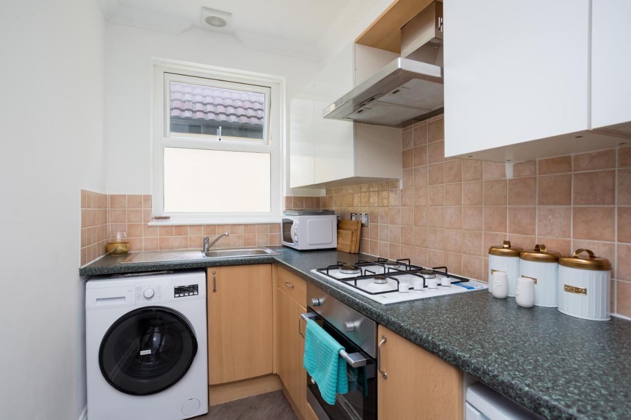 Luxury Granada Apartments - 1 & 2 Bed Flats W Free Parking Perfect For Contractors, Students Near The Beach Portsmouth Pokój zdjęcie