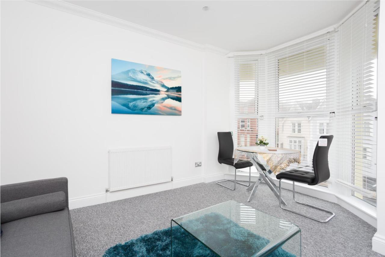 Luxury Granada Apartments - 1 & 2 Bed Flats W Free Parking Perfect For Contractors, Students Near The Beach Portsmouth Pokój zdjęcie