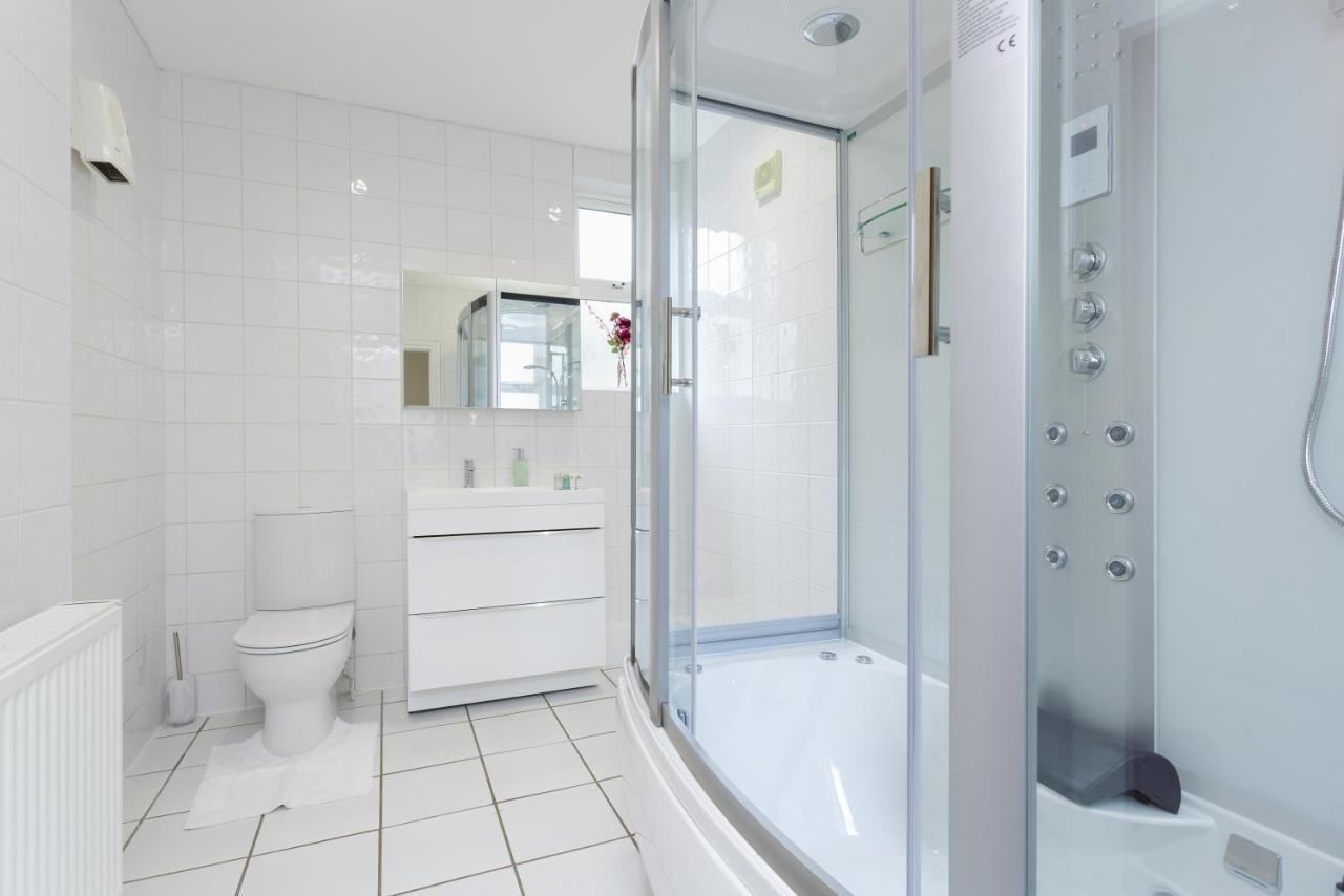 Luxury Granada Apartments - 1 & 2 Bed Flats W Free Parking Perfect For Contractors, Students Near The Beach Portsmouth Pokój zdjęcie