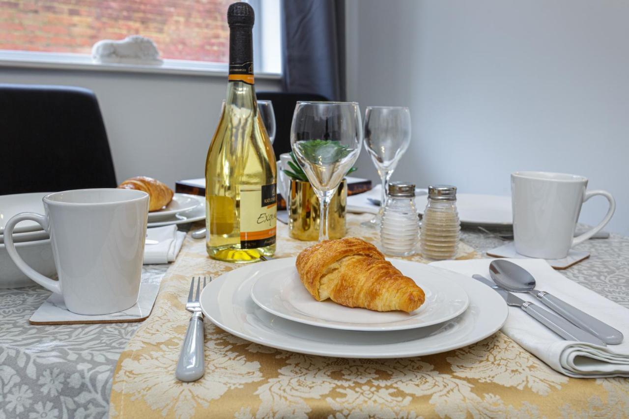 Luxury Granada Apartments - 1 & 2 Bed Flats W Free Parking Perfect For Contractors, Students Near The Beach Portsmouth Pokój zdjęcie